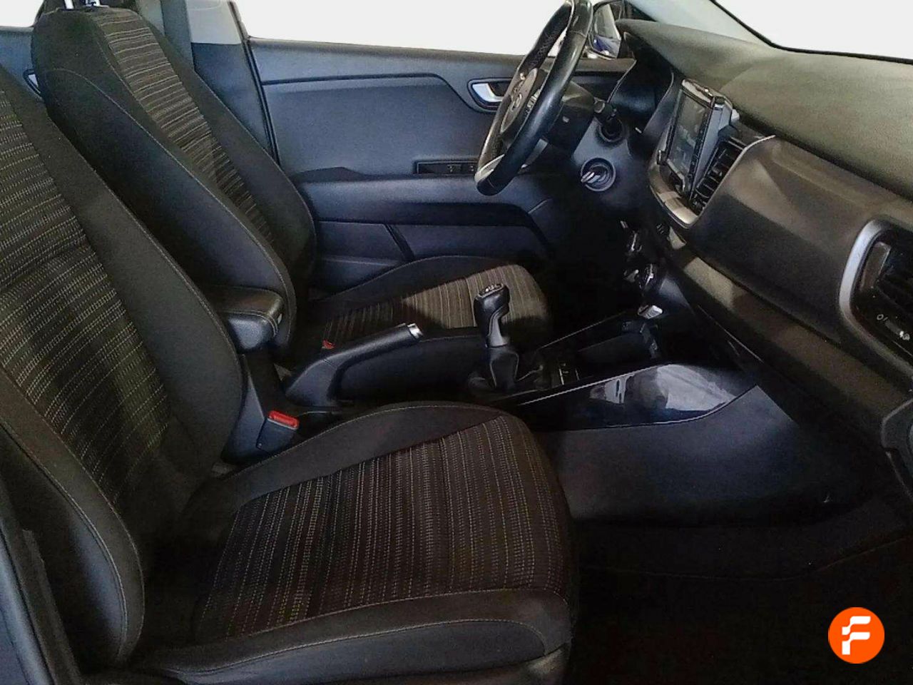 Foto Kia Stonic 10