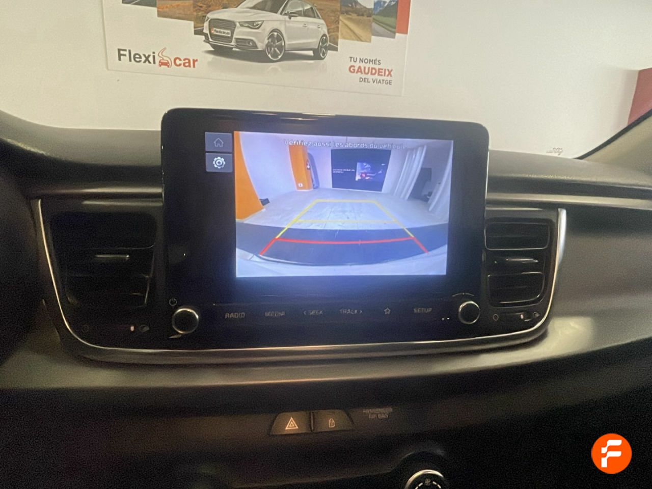 Foto Kia Rio 15
