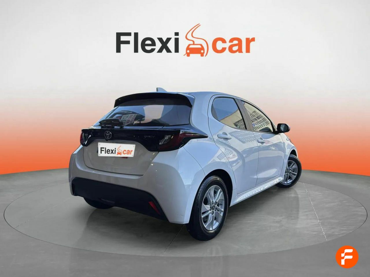 Foto Toyota Yaris 8