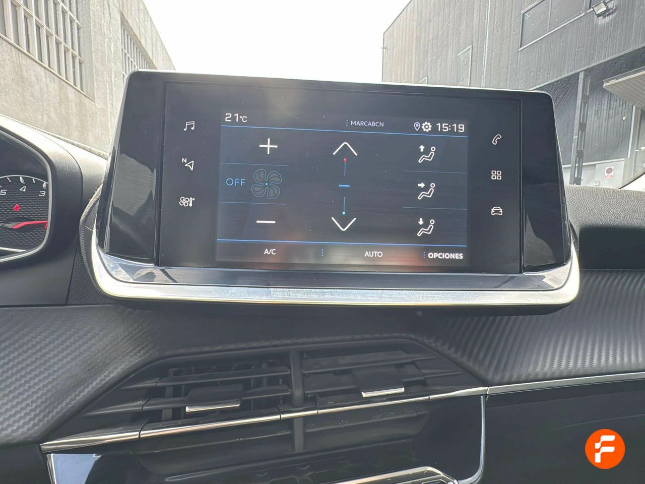 Foto Peugeot 2008 22