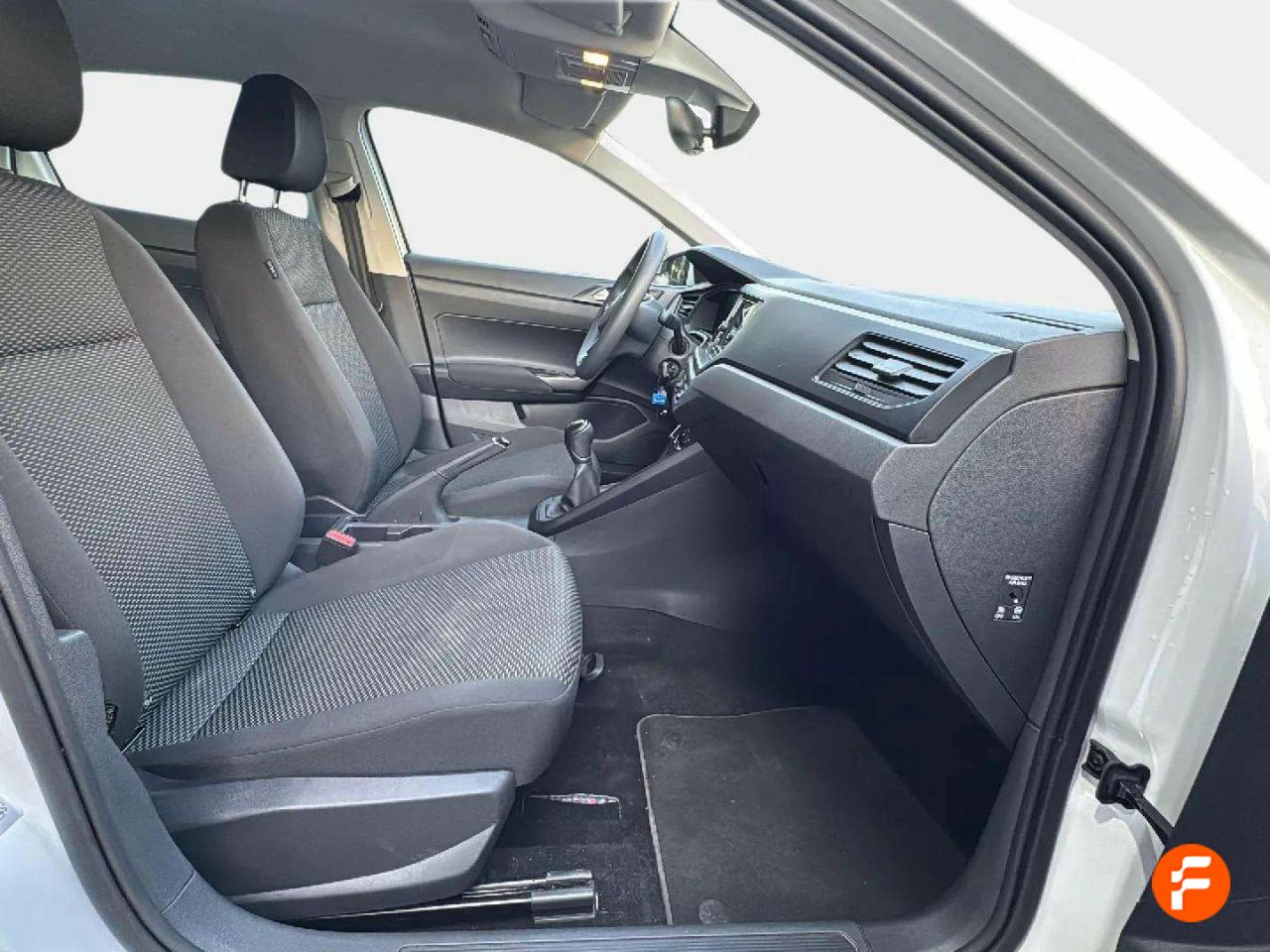 Foto Volkswagen Polo 14