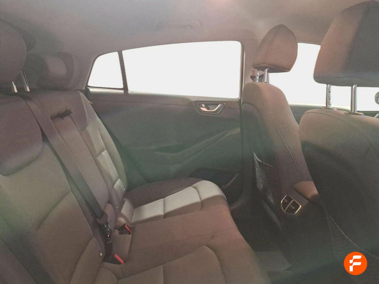 Foto Hyundai IONIQ 12