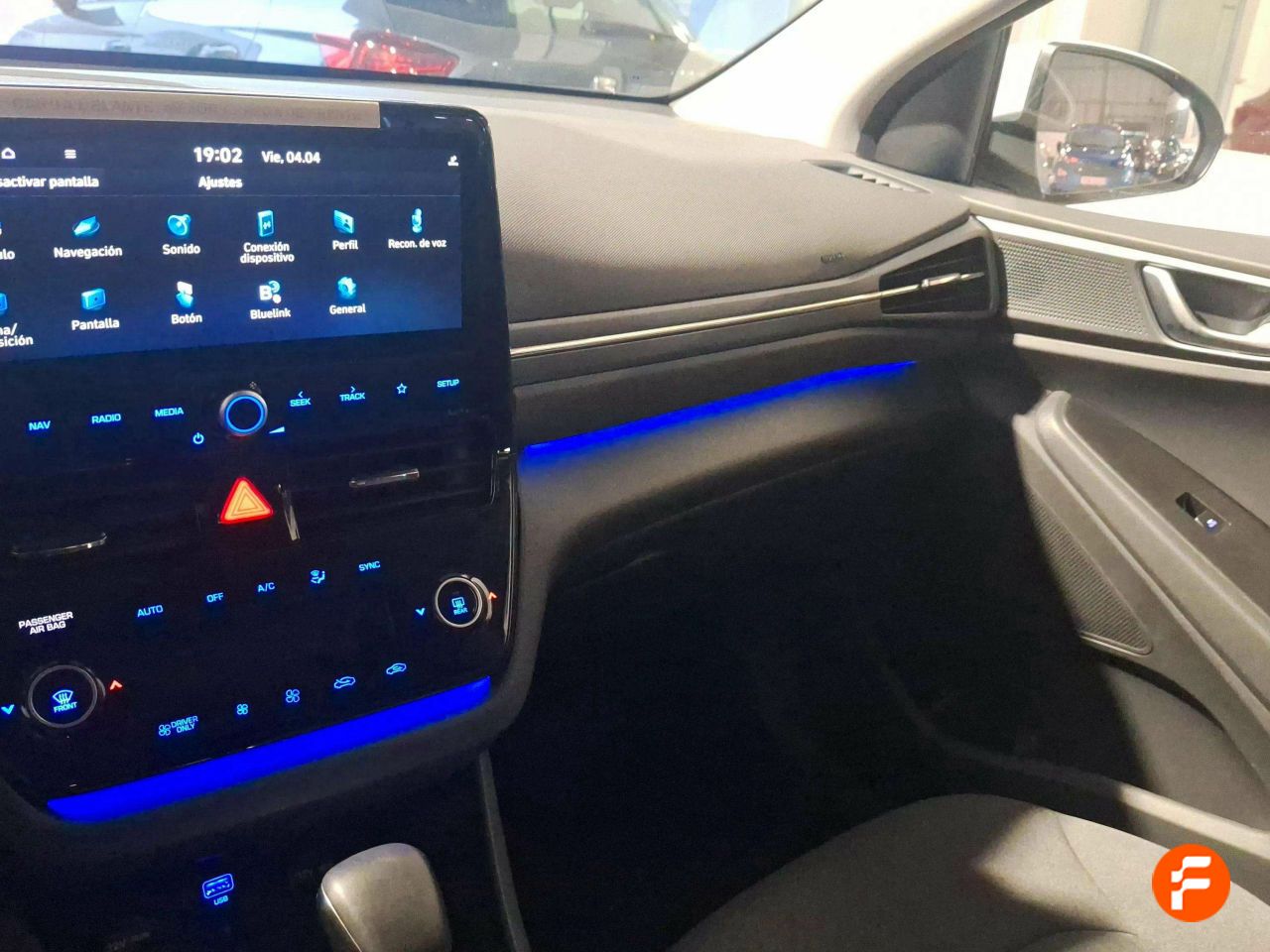 Foto Hyundai IONIQ 16