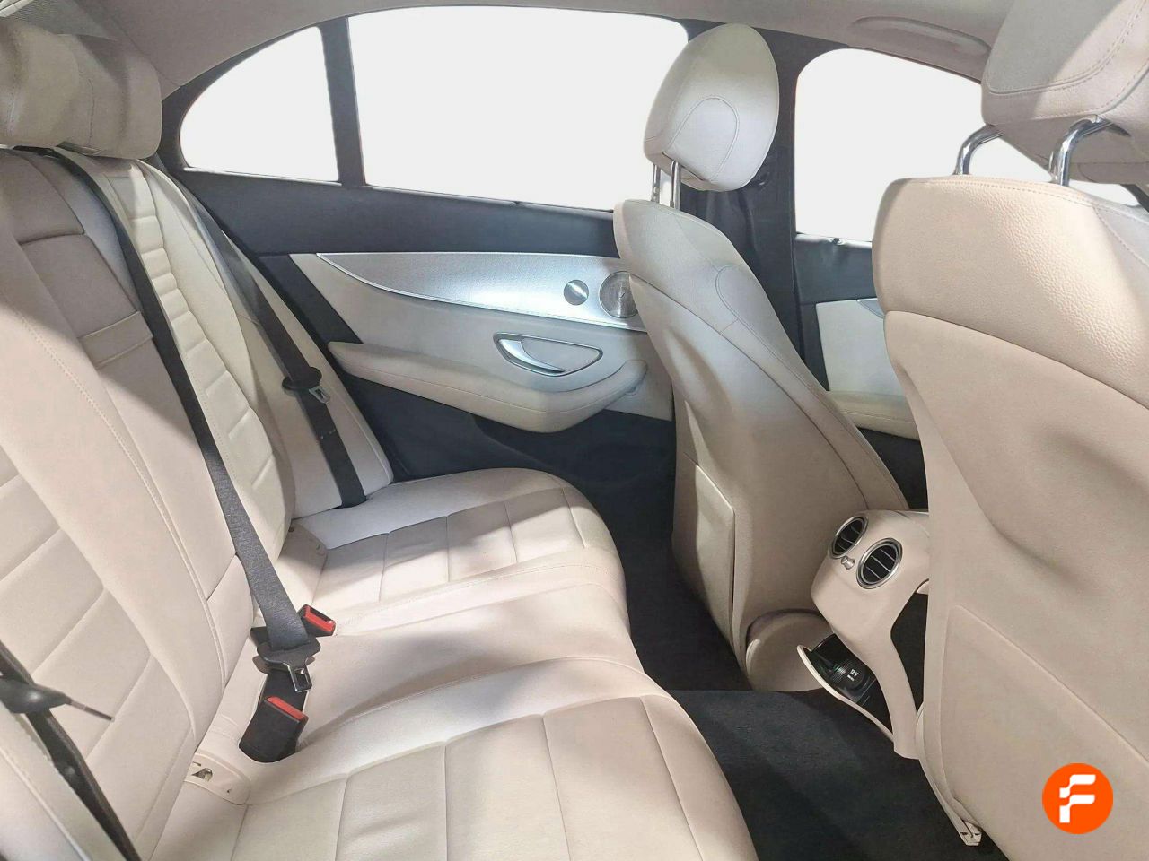Foto Mercedes-Benz Clase E 17