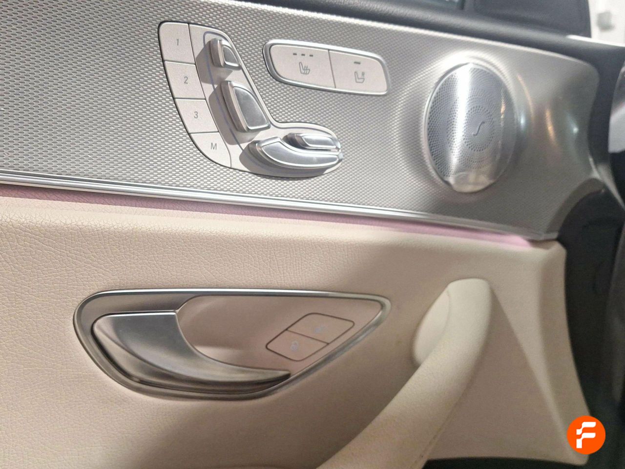 Foto Mercedes-Benz Clase E 24