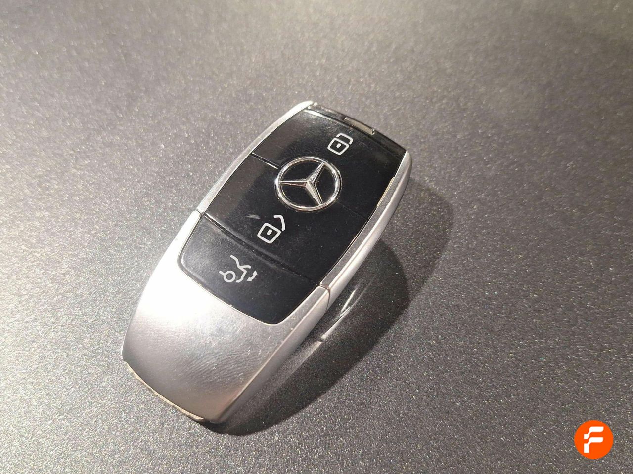 Foto Mercedes-Benz Clase E 26