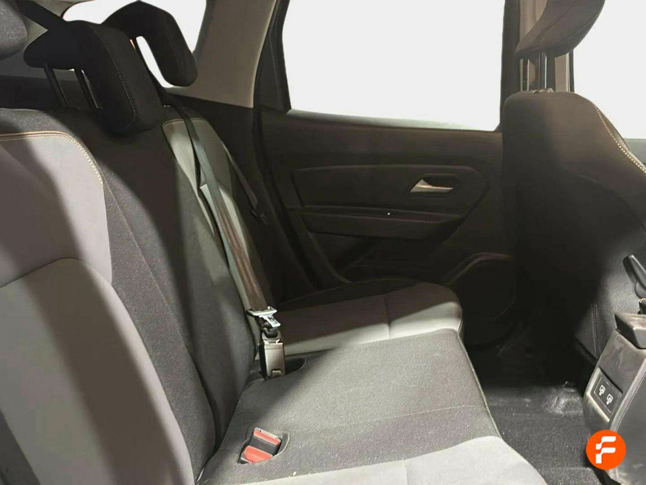 Foto Dacia Duster 17