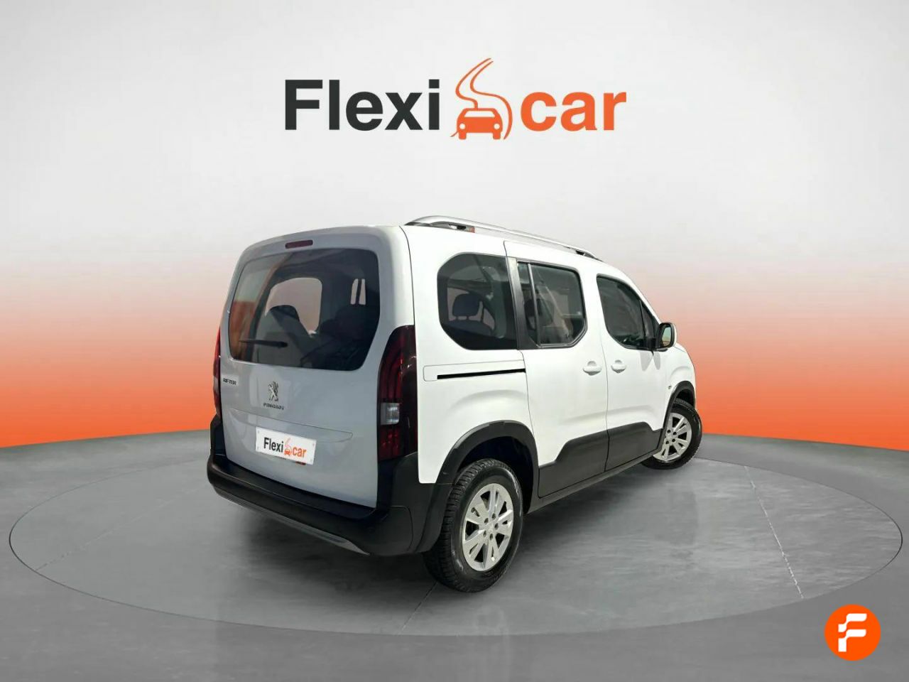 Foto Peugeot Rifter 8