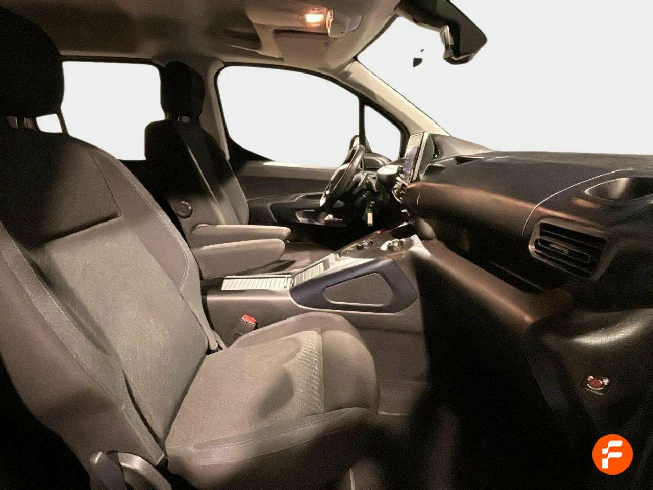 Foto Peugeot Rifter 18