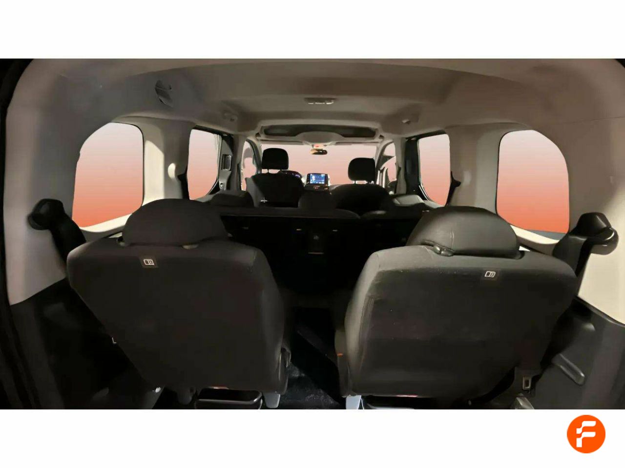 Foto Peugeot Rifter 21