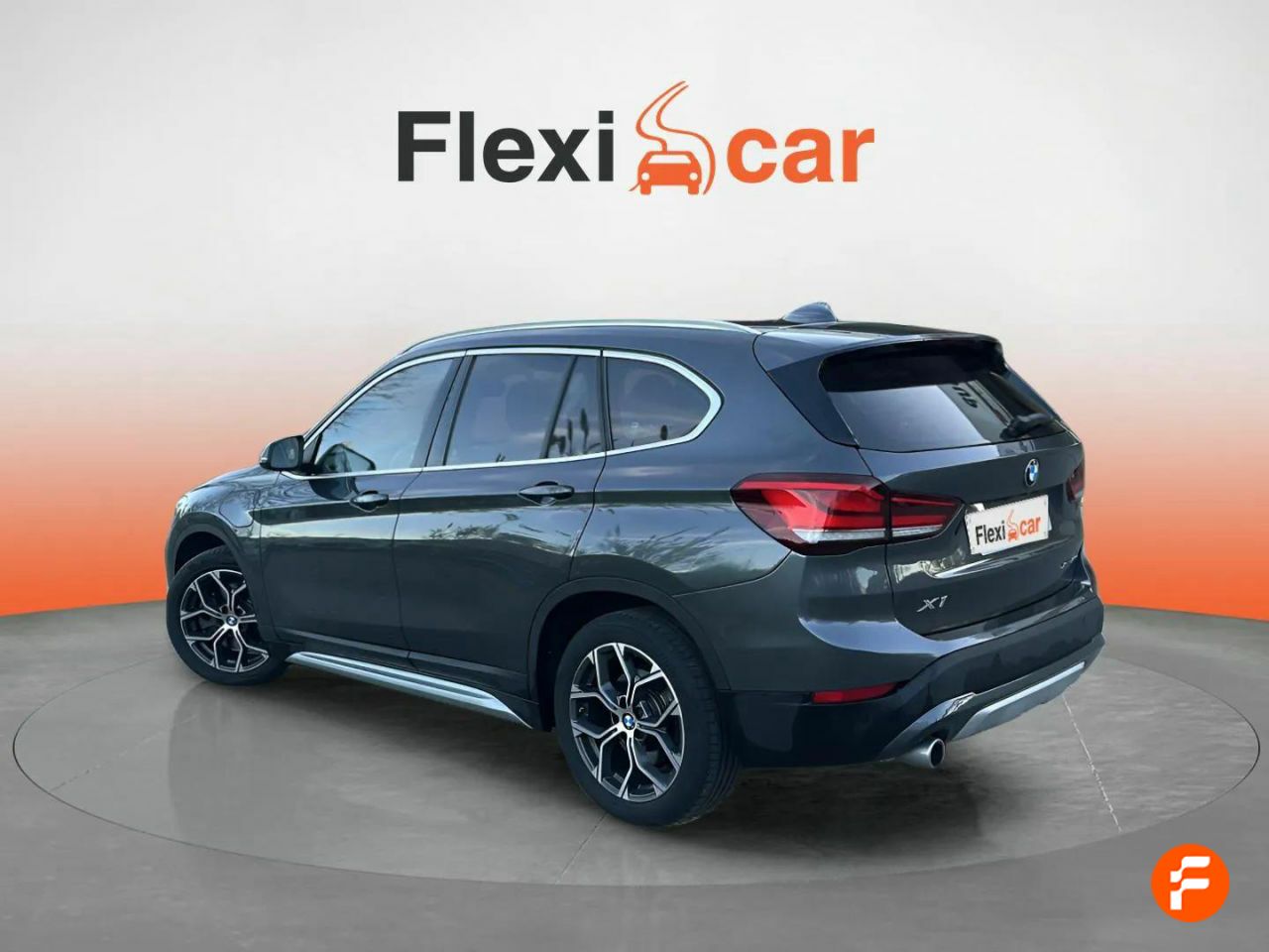 Foto BMW X1 4