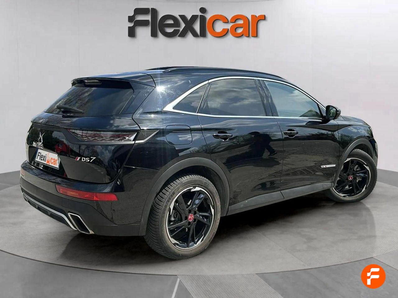 Foto DS Automobiles DS 7 7