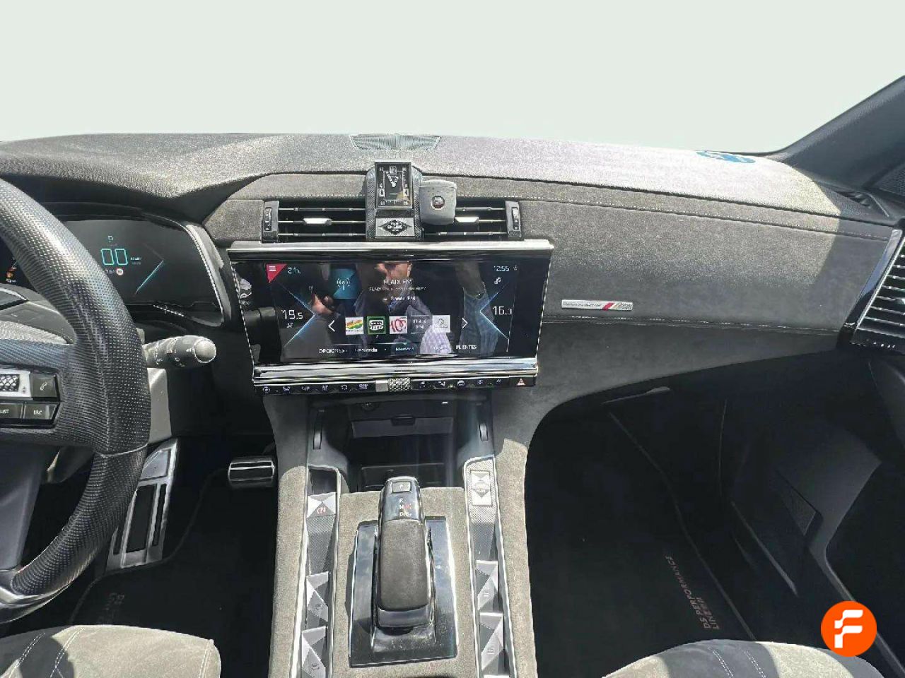 Foto DS Automobiles DS 7 11