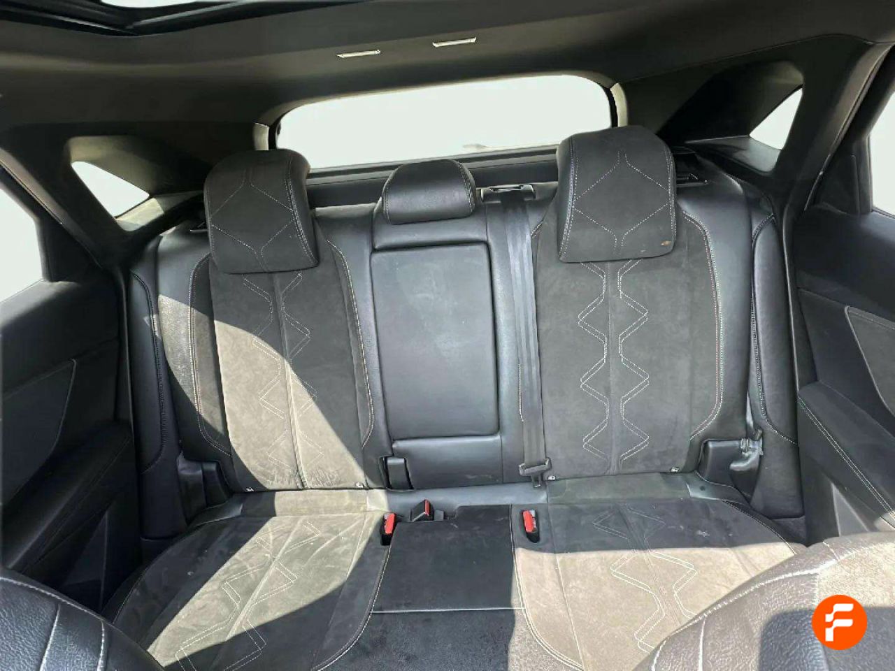 Foto DS Automobiles DS 7 16