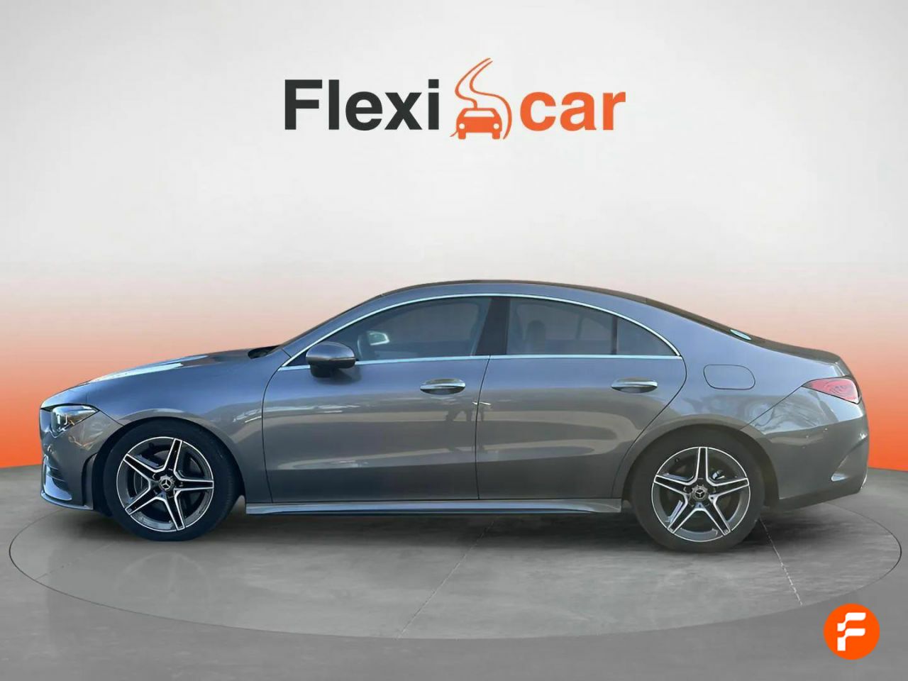 Foto Mercedes-Benz Clase CLA 4