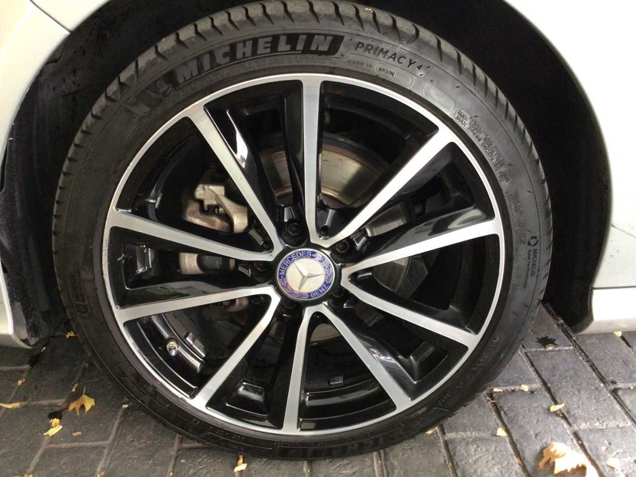 Foto Mercedes-Benz Clase CLA 23