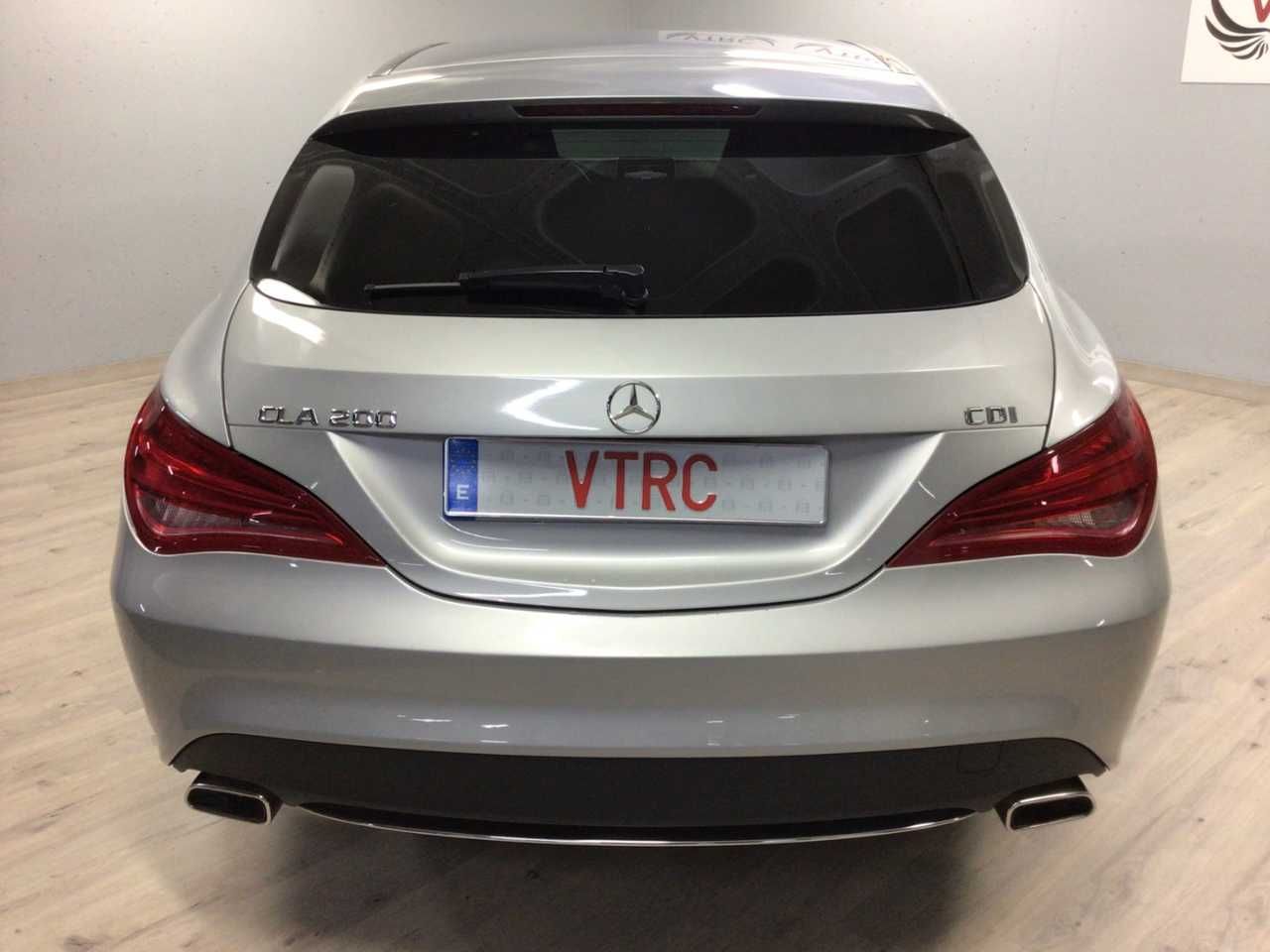 Foto Mercedes-Benz Clase CLA 35