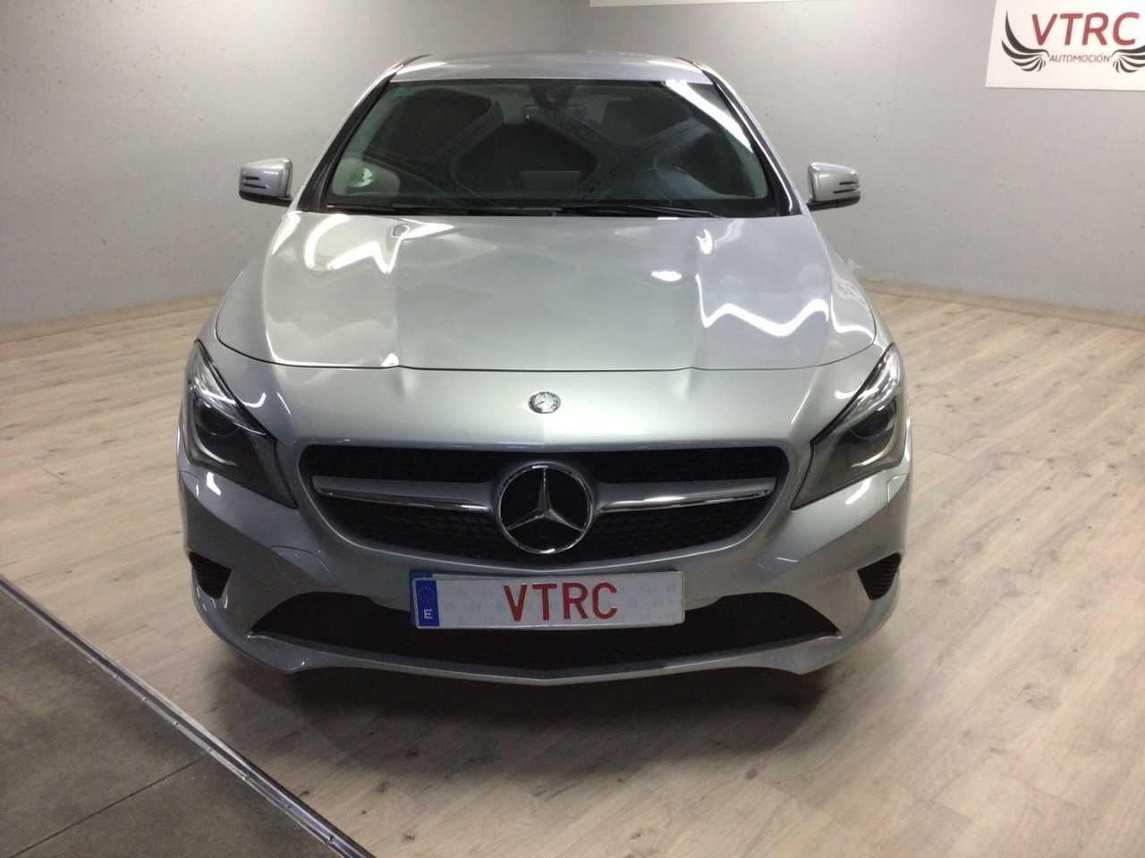 Foto Mercedes-Benz Clase CLA 40