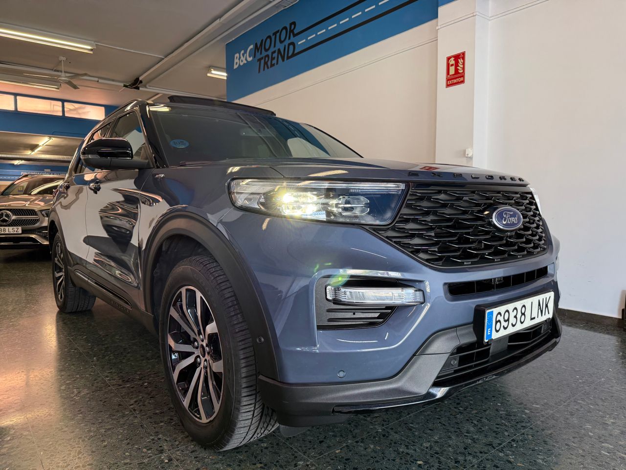 Foto Ford Explorer 9