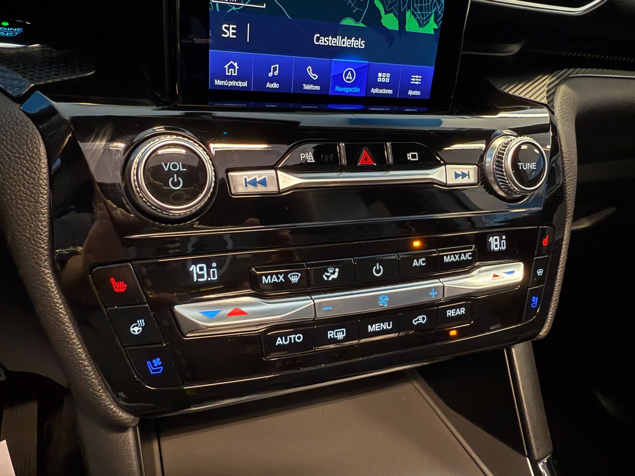 Foto Ford Explorer 28