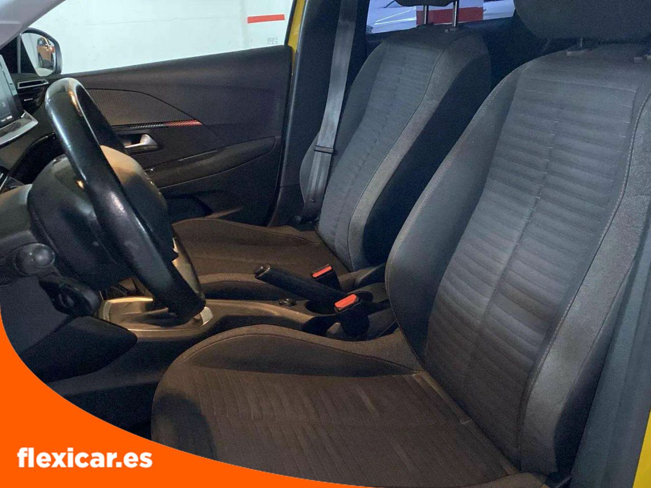 Foto Peugeot 208 21