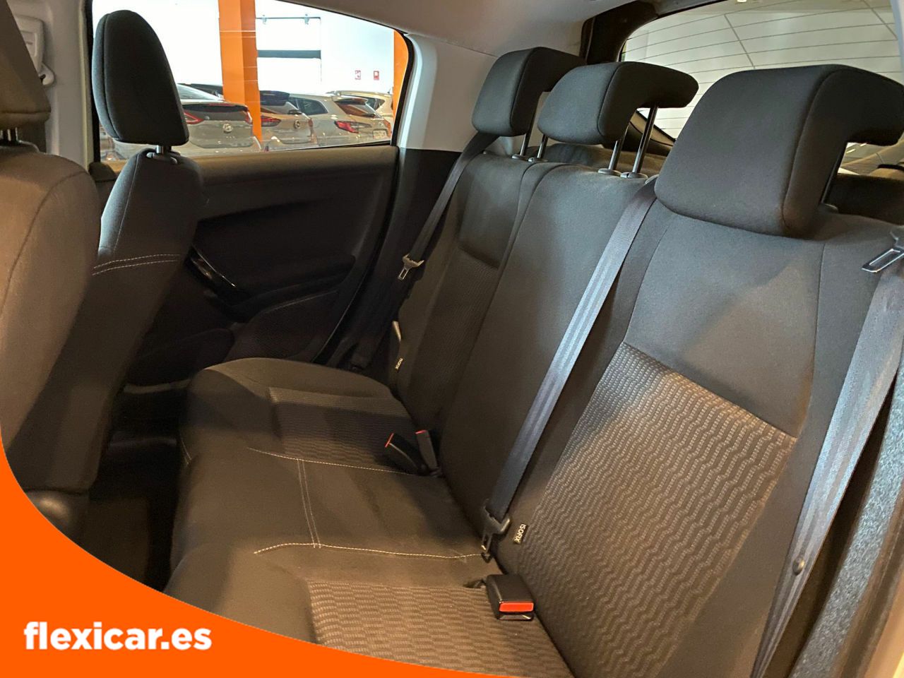 Foto Peugeot 208 23