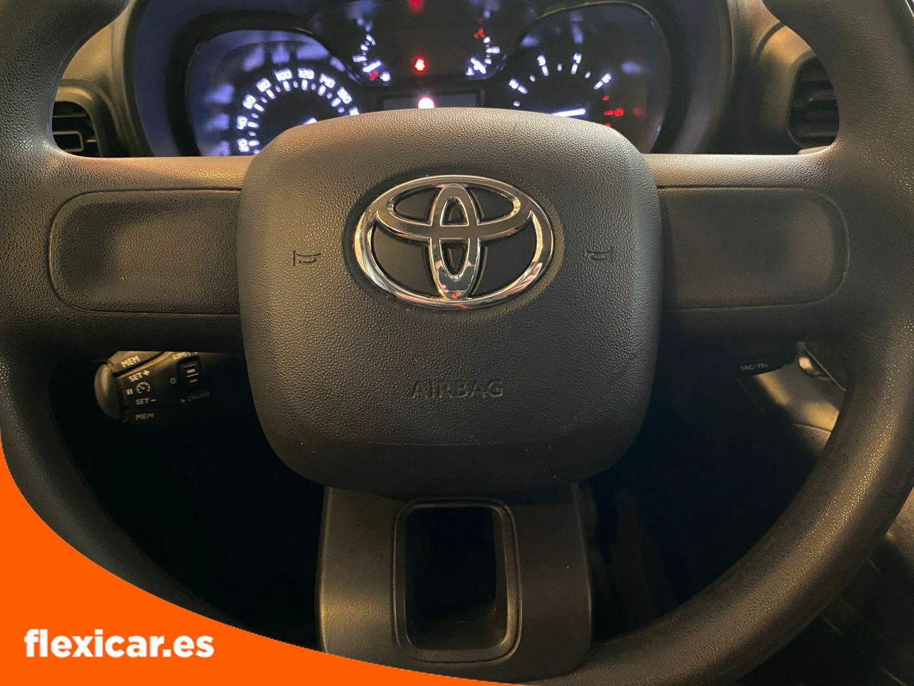 Foto Toyota Proace 13