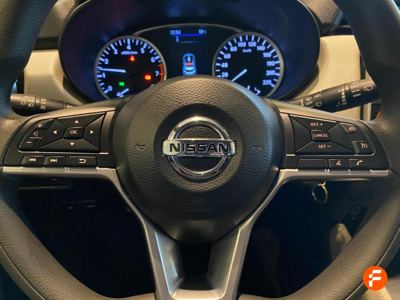 Foto Nissan Micra 13