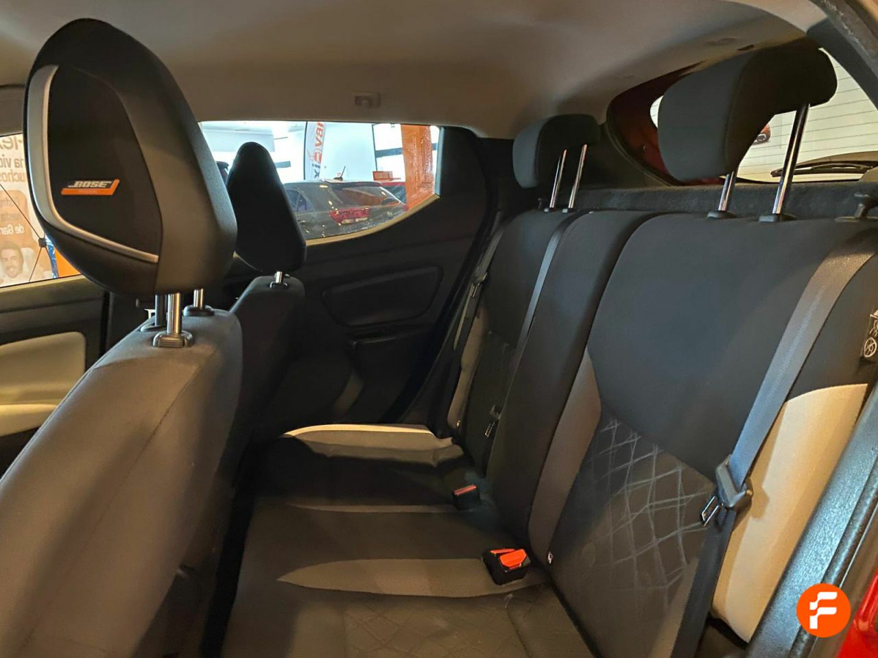 Foto Nissan Micra 28