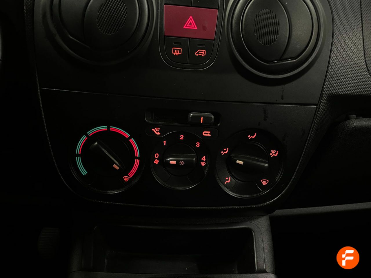Foto Citroën Nemo 22