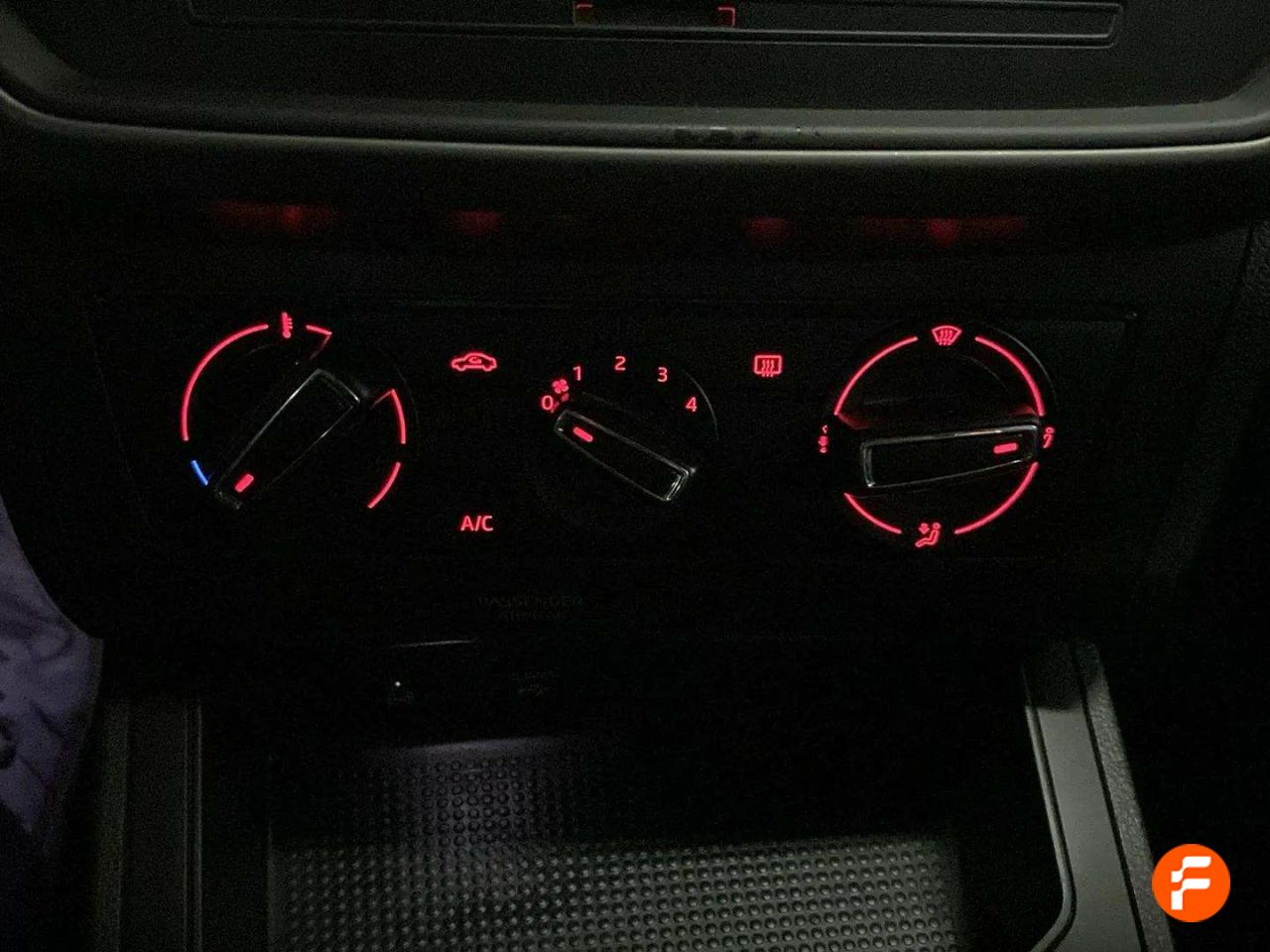 Foto Seat Ibiza 25