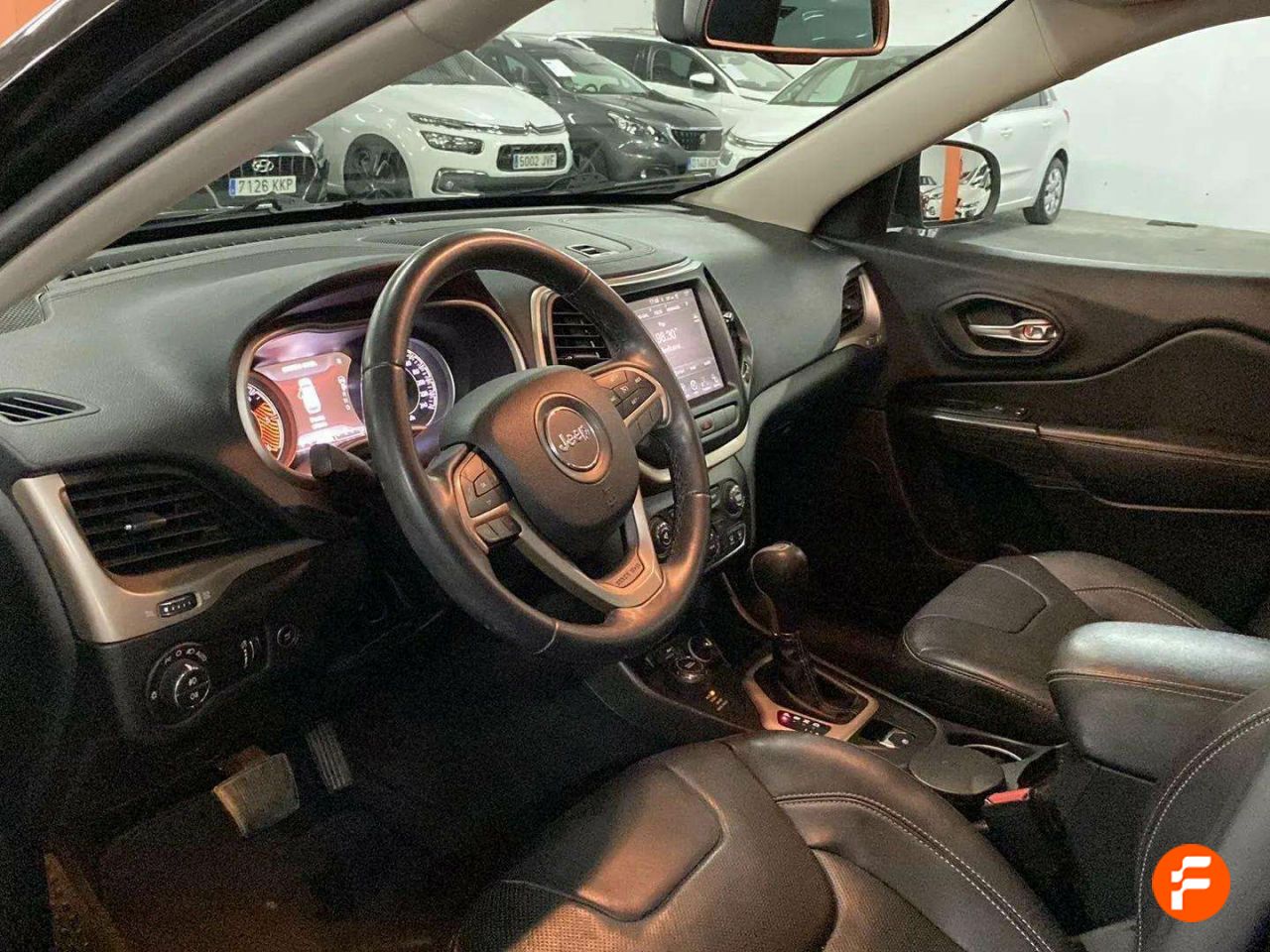 Foto Jeep Cherokee 11