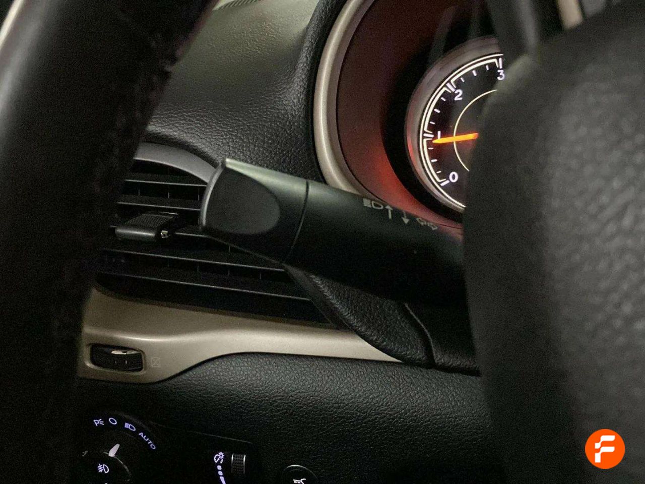 Foto Jeep Cherokee 16