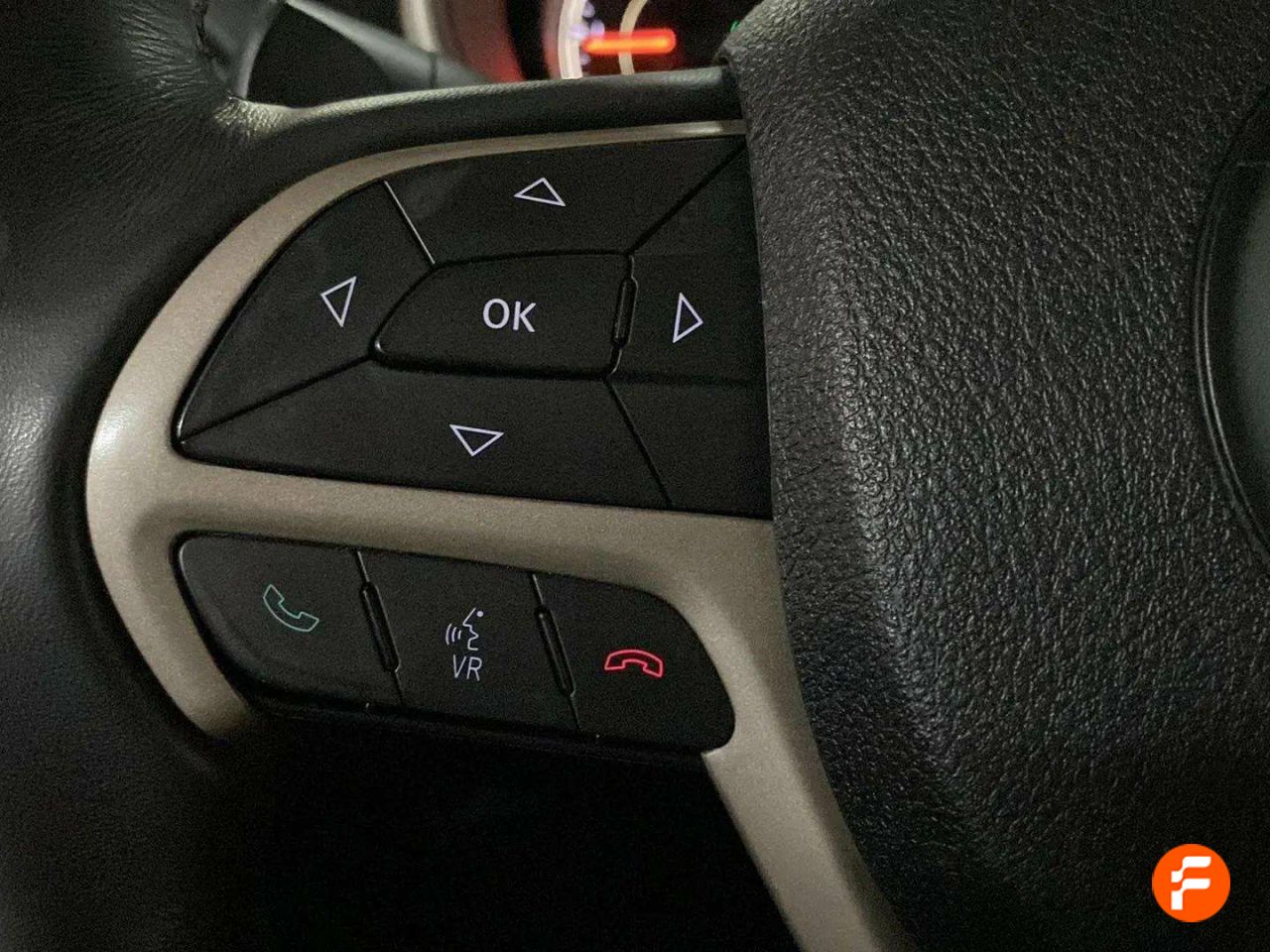 Foto Jeep Cherokee 18