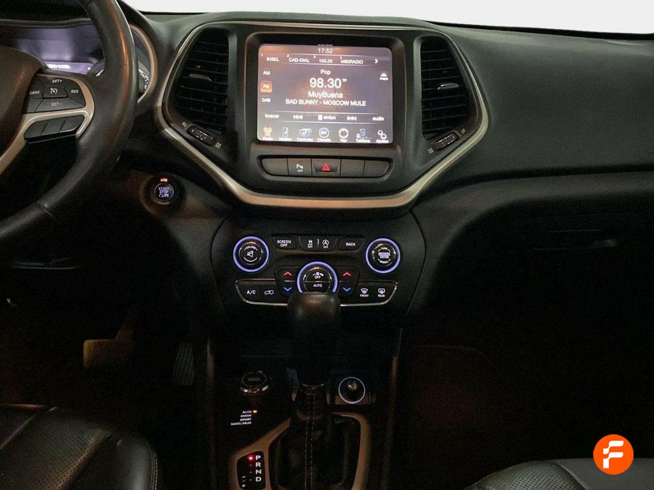 Foto Jeep Cherokee 24