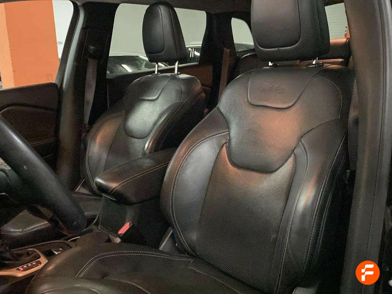 Foto Jeep Cherokee 27