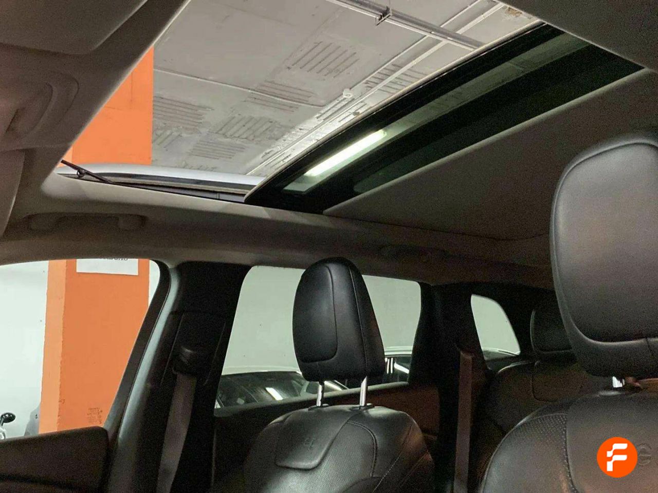 Foto Jeep Cherokee 28