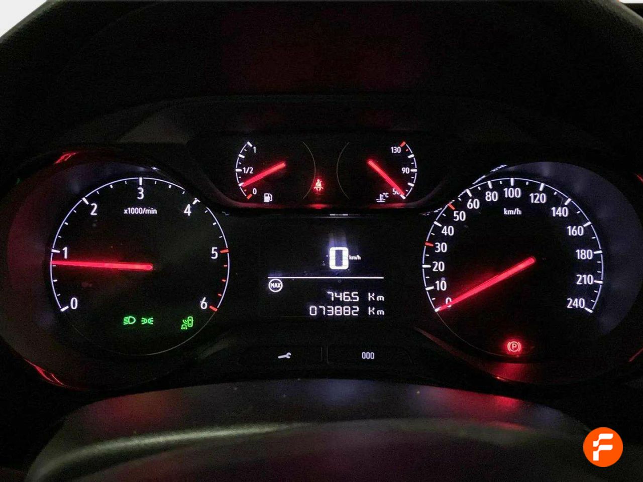 Foto Opel Crossland X 15