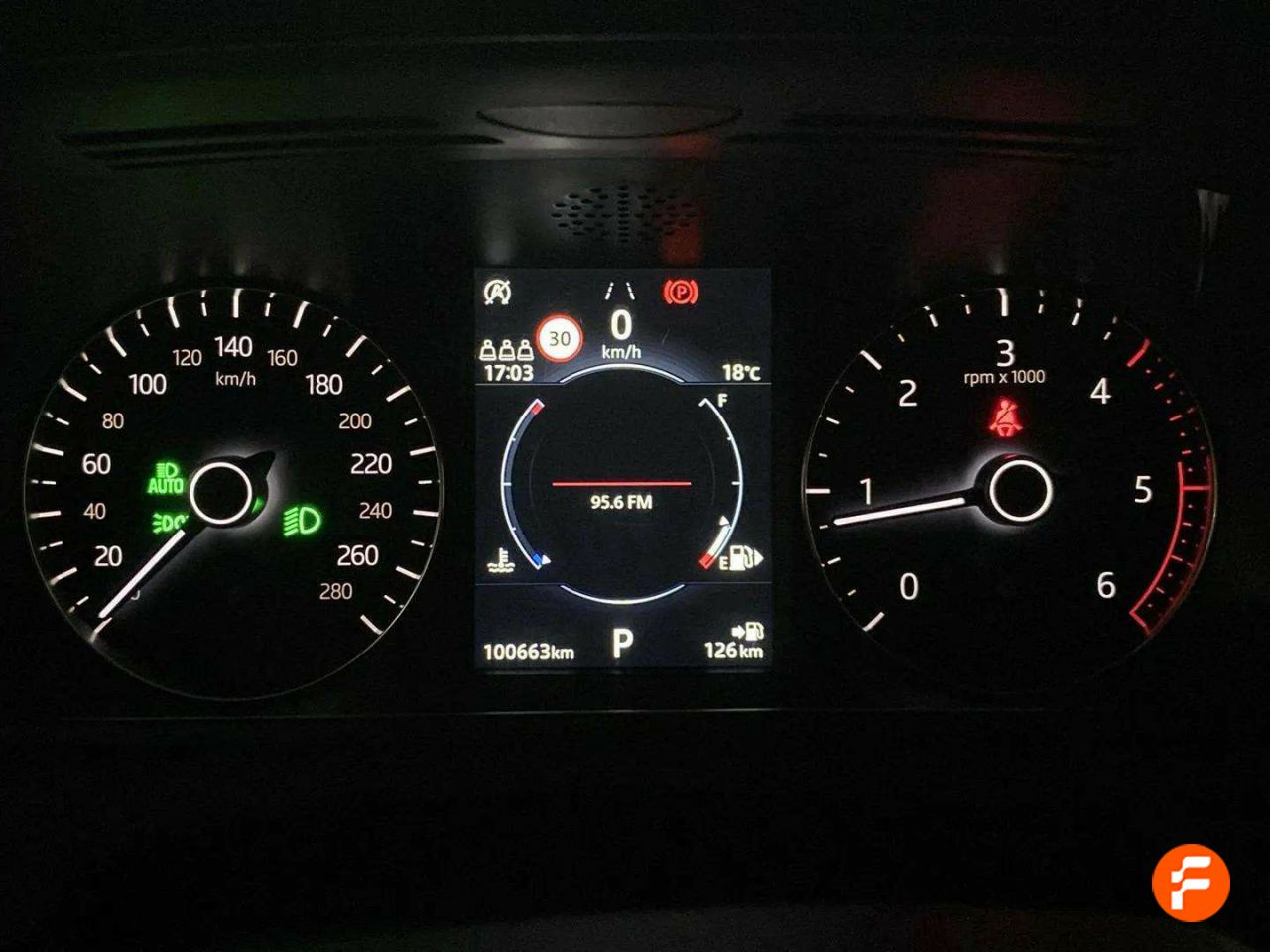 Foto Land-Rover Range Rover Velar 15