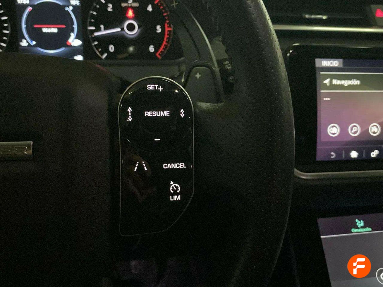 Foto Land-Rover Range Rover Velar 17