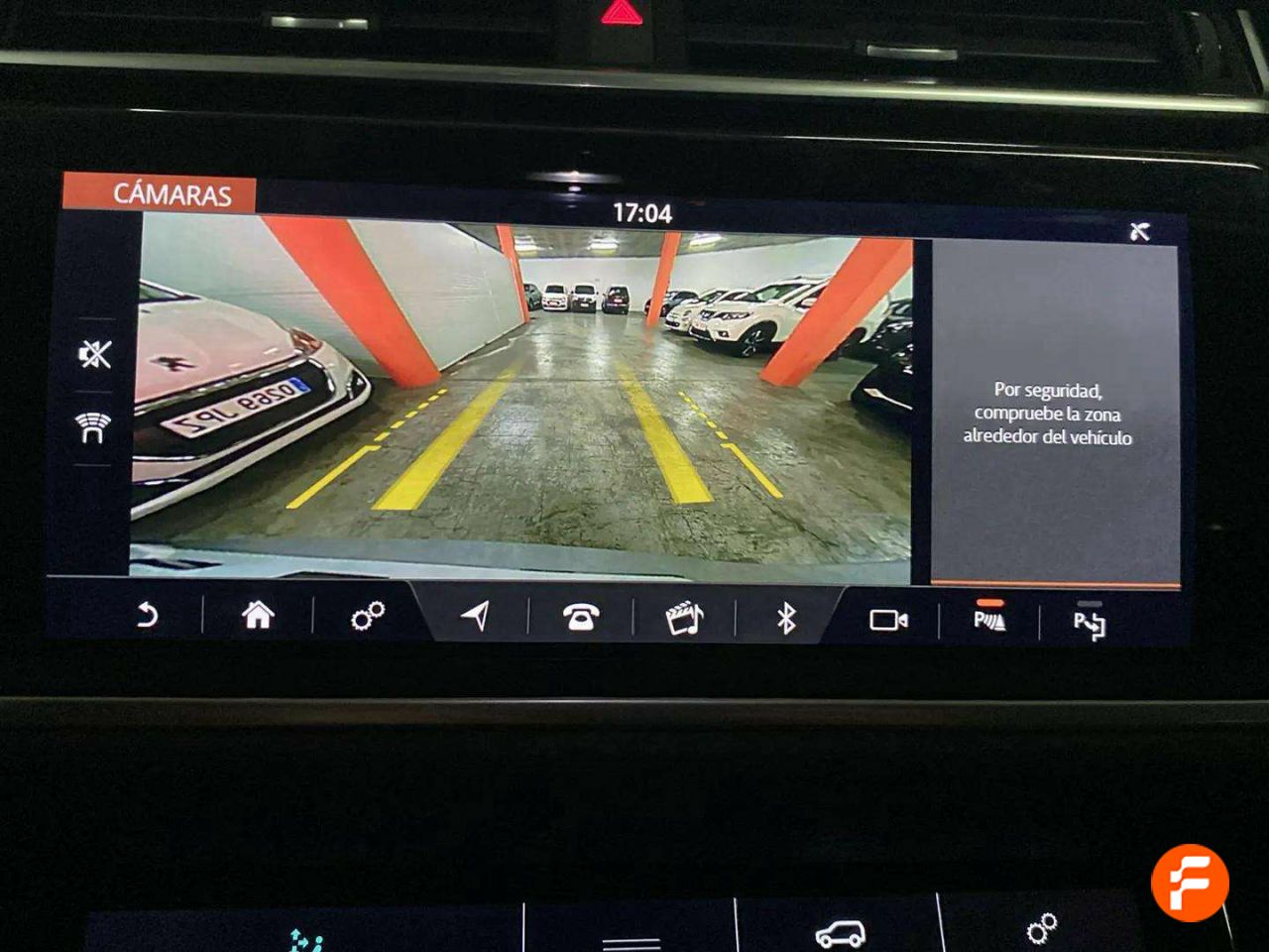 Foto Land-Rover Range Rover Velar 23