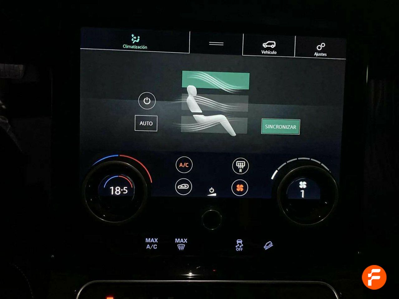 Foto Land-Rover Range Rover Velar 25