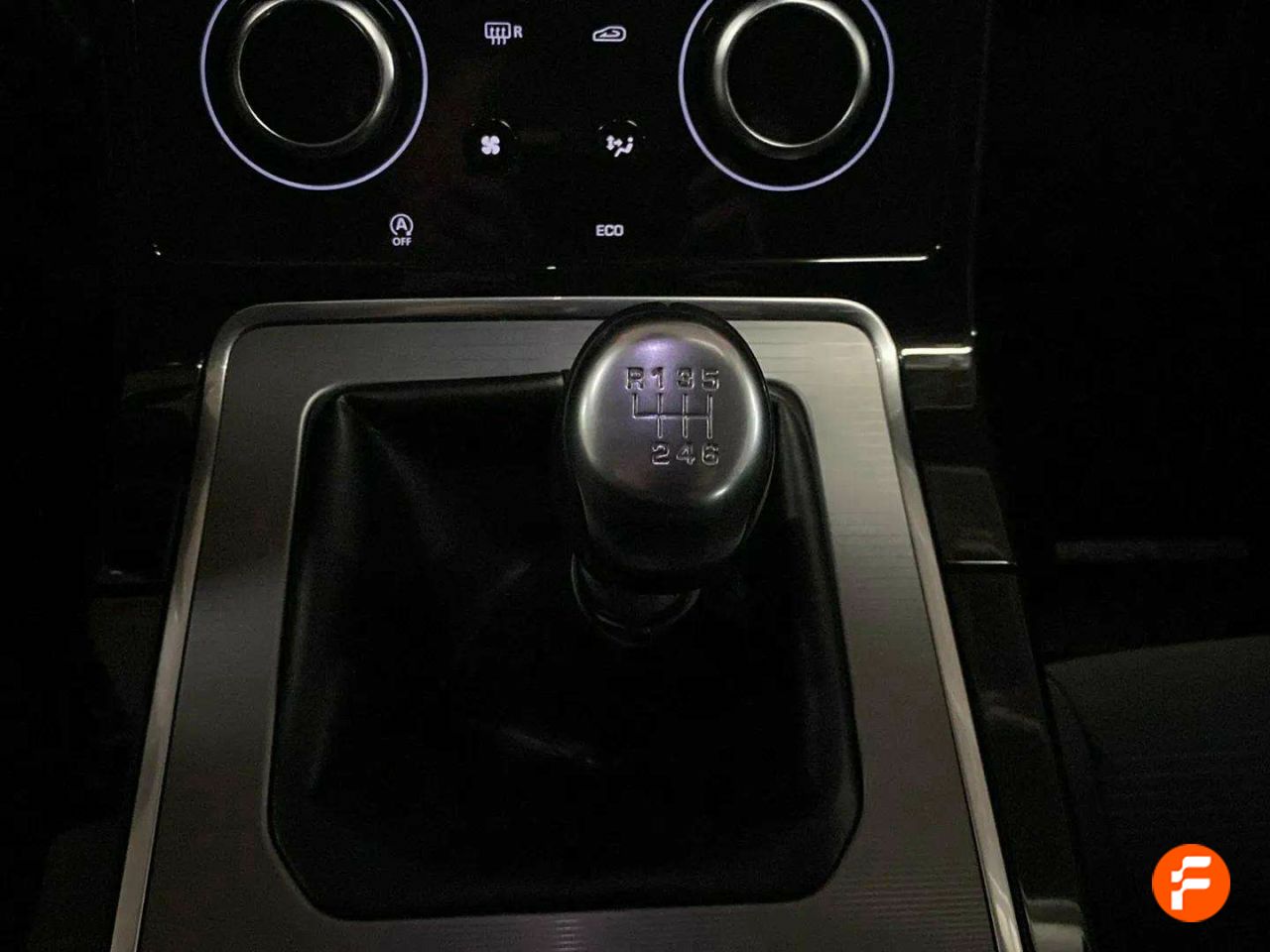 Foto Land-Rover Range Rover Evoque 26