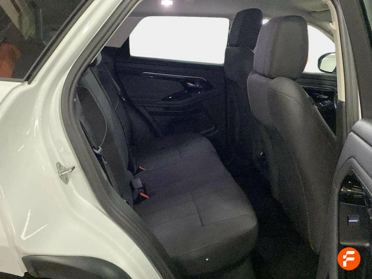 Foto Land-Rover Range Rover Evoque 27