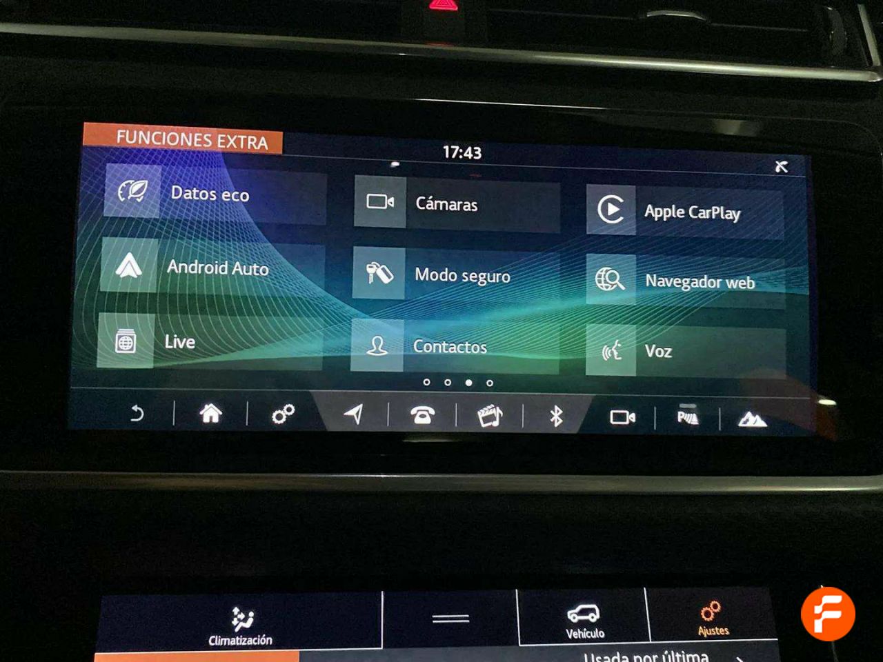 Foto Land-Rover Range Rover Velar 21