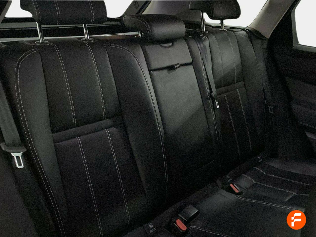 Foto Land-Rover Range Rover Velar 28