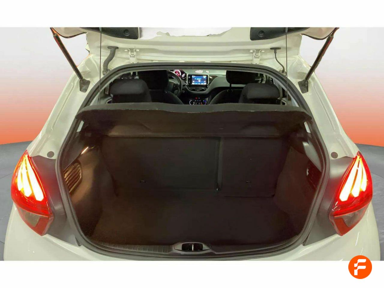 Foto Peugeot 208 10