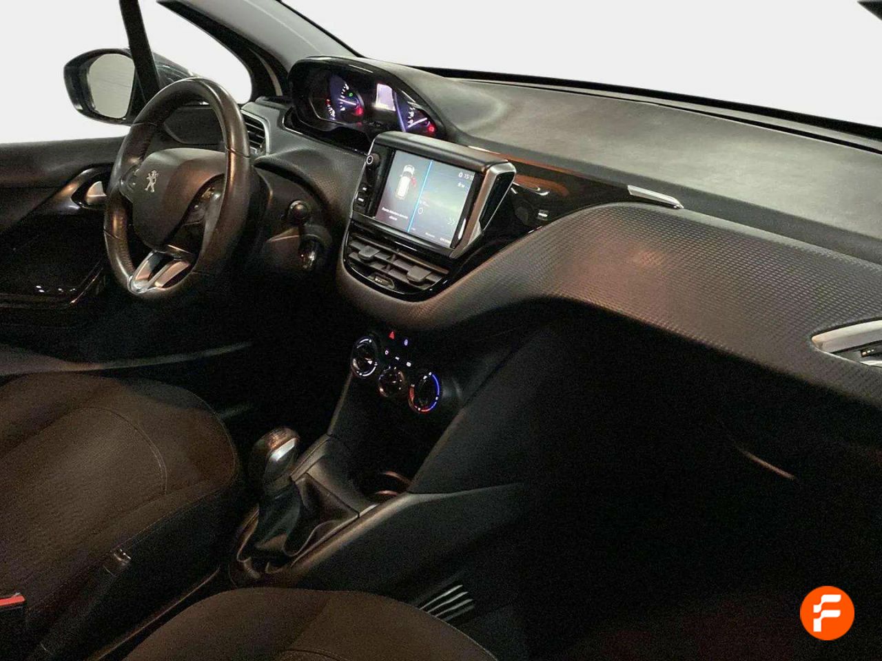 Foto Peugeot 208 12