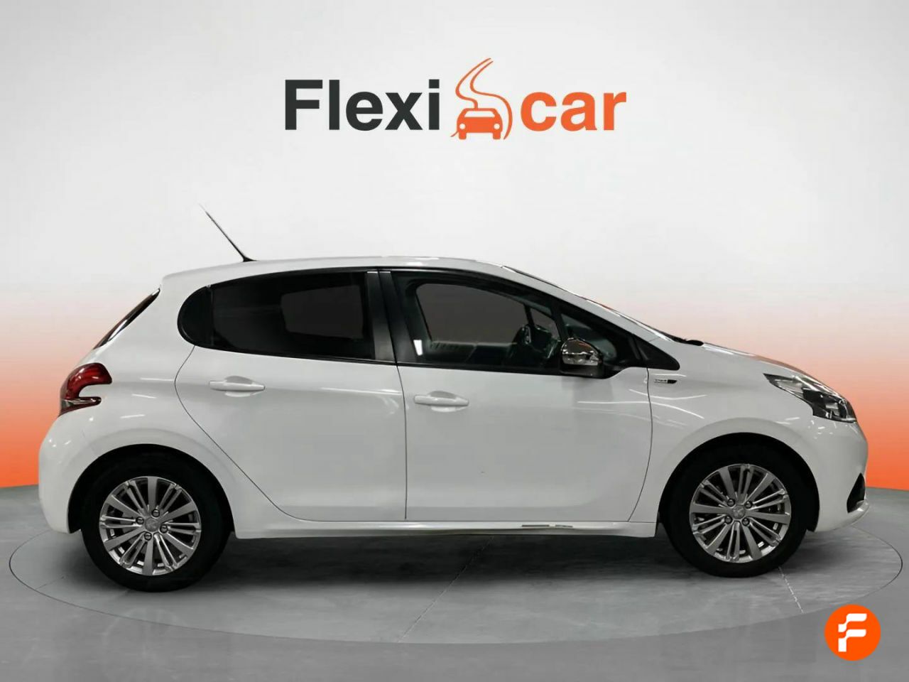 Foto Peugeot 208 5