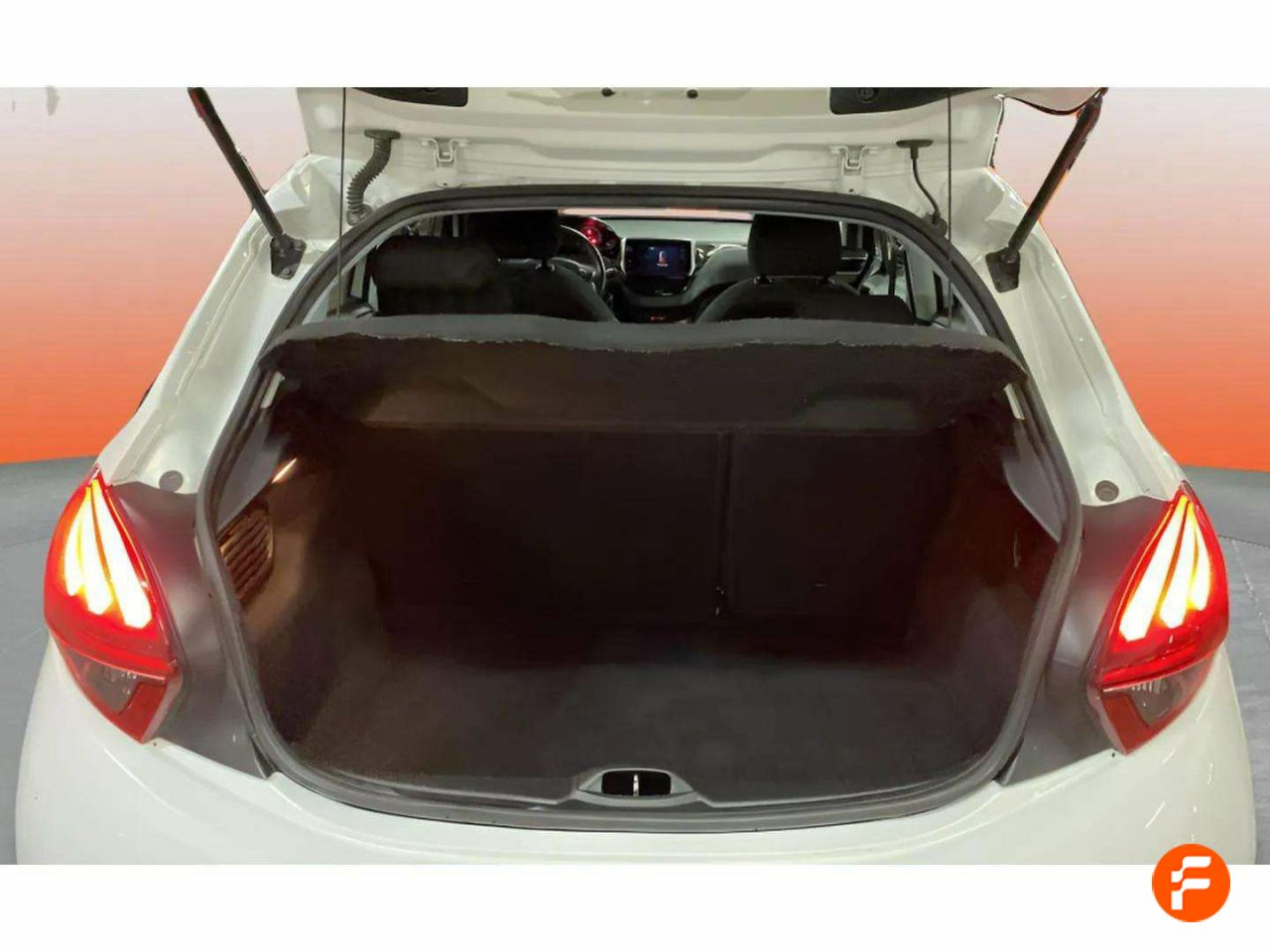 Foto Peugeot 208 10